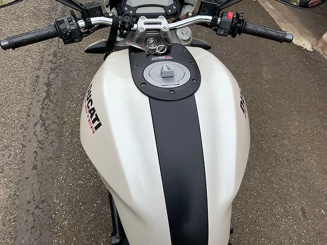 2008 ducati monster 696 - afbeelding 21 van  23