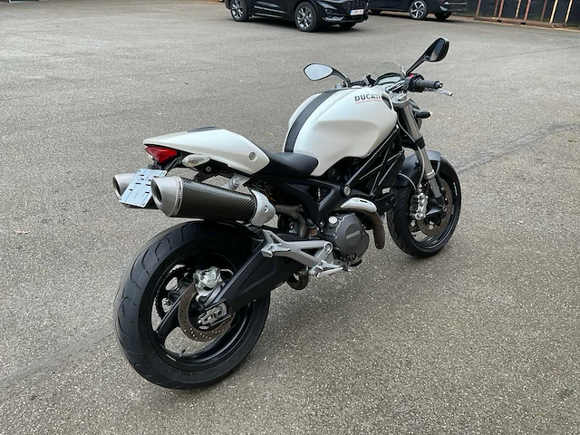 2008 ducati monster 696 - afbeelding 6 van  23