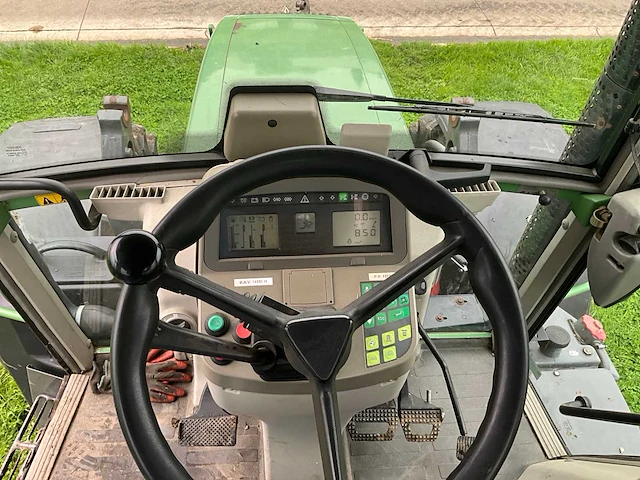 2008 fendt 415 vario landbouwtractor 4wd - afbeelding 28 van  48