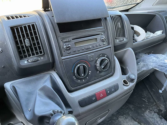 2008 fiat 180 multijet te herstellen bestelwagen - afbeelding 11 van  13