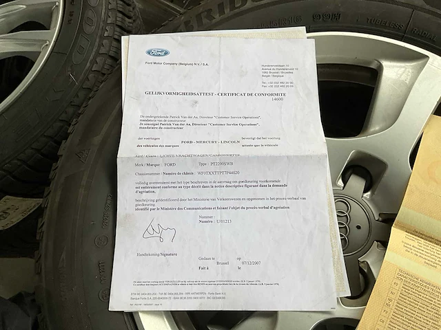 2008 ford connect lichte vrachtwagen - afbeelding 17 van  24