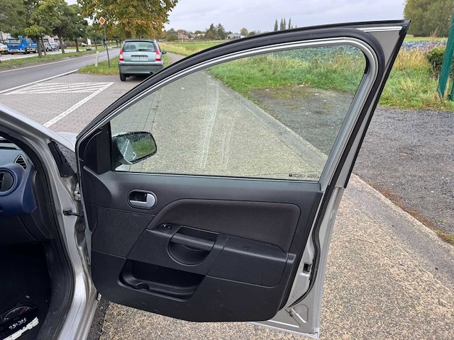 2008 ford fiesta personenauto - afbeelding 9 van  29