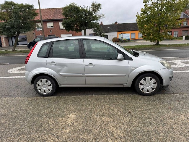 2008 ford fiesta personenauto - afbeelding 26 van  29