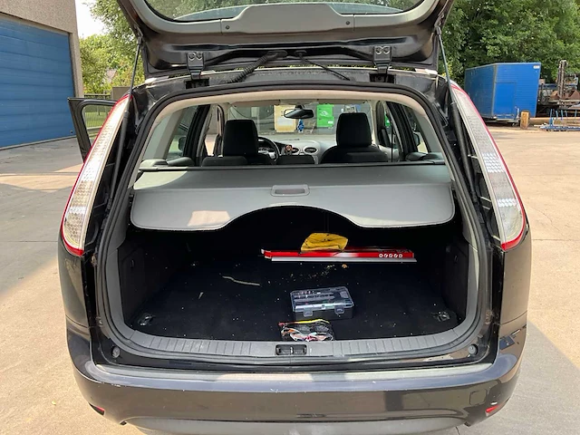 2008 ford focus personenauto - afbeelding 16 van  30