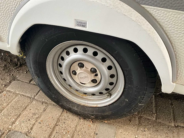 2008 hobby caravan + voortent en luifel & fietsenrek - afbeelding 2 van  70