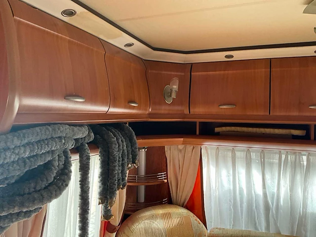 2008 hobby caravan + voortent en luifel & fietsenrek - afbeelding 21 van  70