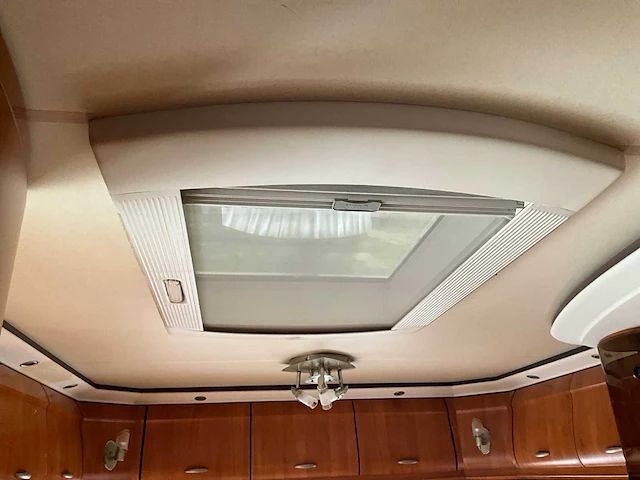 2008 hobby caravan + voortent en luifel & fietsenrek - afbeelding 48 van  70