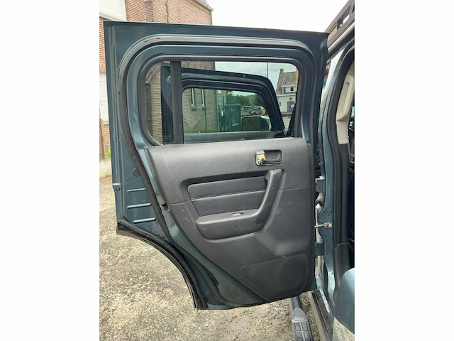 2008 hummer h3 lichte vracht - afbeelding 18 van  36