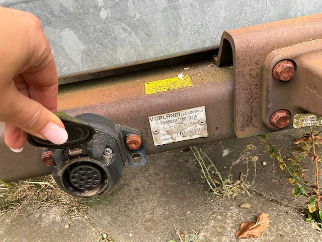 2008 iveco 65c18 vrachtwagen met trekhaak - afbeelding 10 van  56