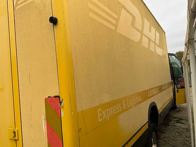 2008 iveco 65c18 vrachtwagen met trekhaak - afbeelding 23 van  56