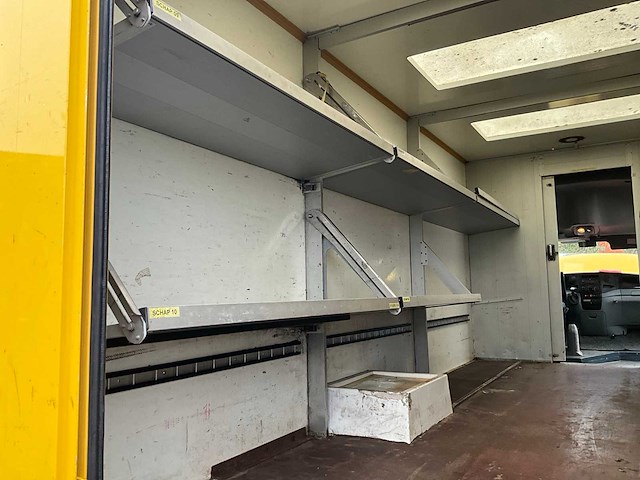 2008 iveco 65c18 vrachtwagen met trekhaak - afbeelding 40 van  56