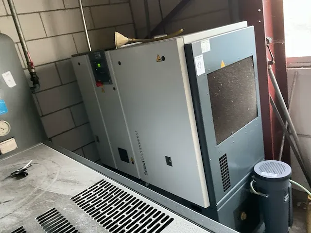 2008 kaeser ask22 luchtcompressor - afbeelding 1 van  5