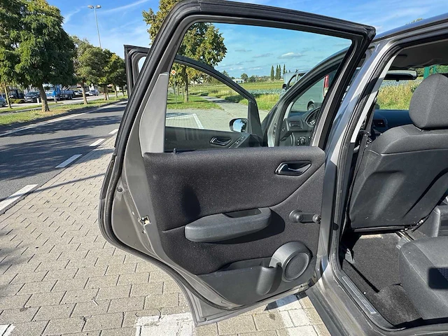 2008 mercedes a180 cdi personenauto - afbeelding 19 van  33