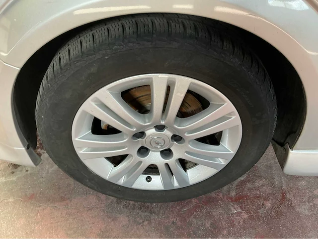 2008 opel astra 1.6i gtc coupé auto - afbeelding 11 van  44