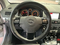 2008 opel astra 1.6i gtc coupé auto - afbeelding 25 van  44