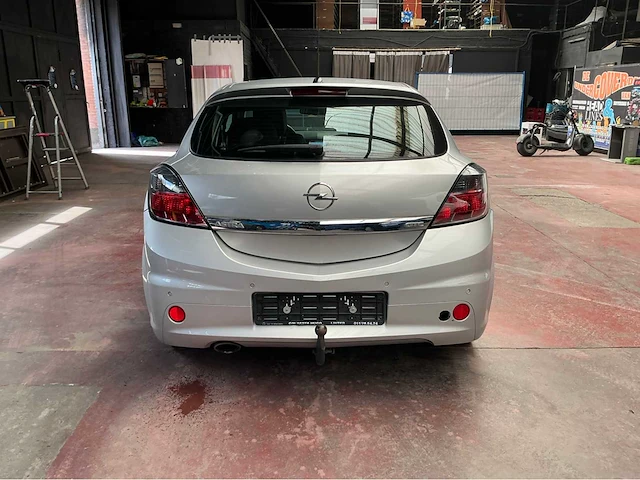 2008 opel astra 1.6i gtc coupé auto - afbeelding 4 van  44