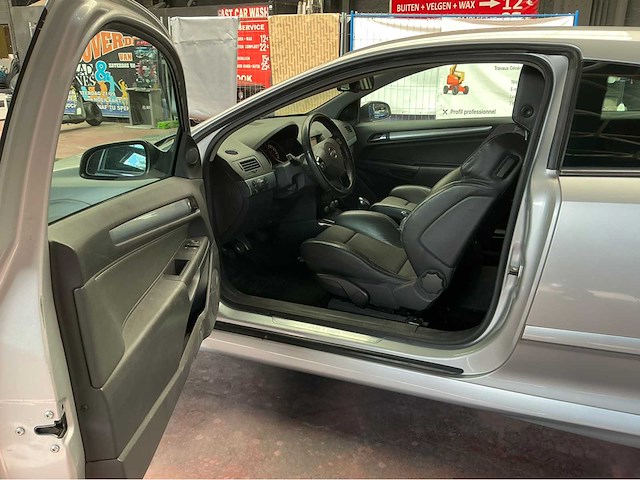 2008 opel astra 1.6i gtc coupé auto - afbeelding 7 van  44