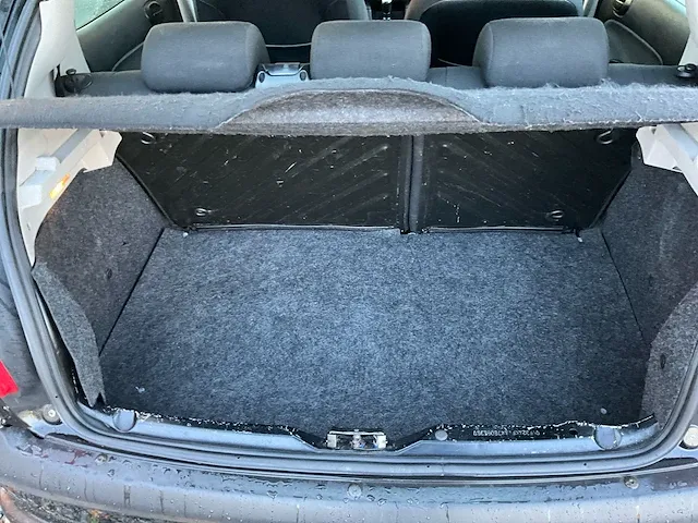 2008 peugeot 206 personenauto - afbeelding 17 van  33