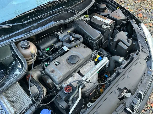 2008 peugeot 206 personenauto - afbeelding 20 van  33