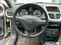 2008 peugeot 207 1.4i benzine auto - afbeelding 16 van  49