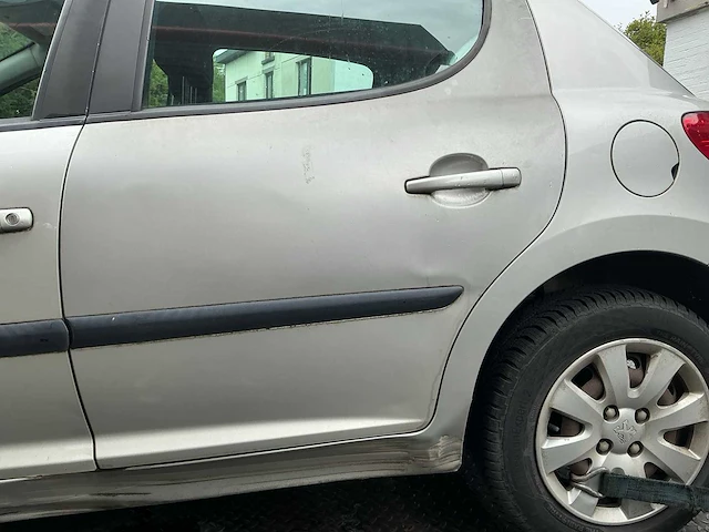 2008 peugeot 207 1.4i benzine auto - afbeelding 35 van  49