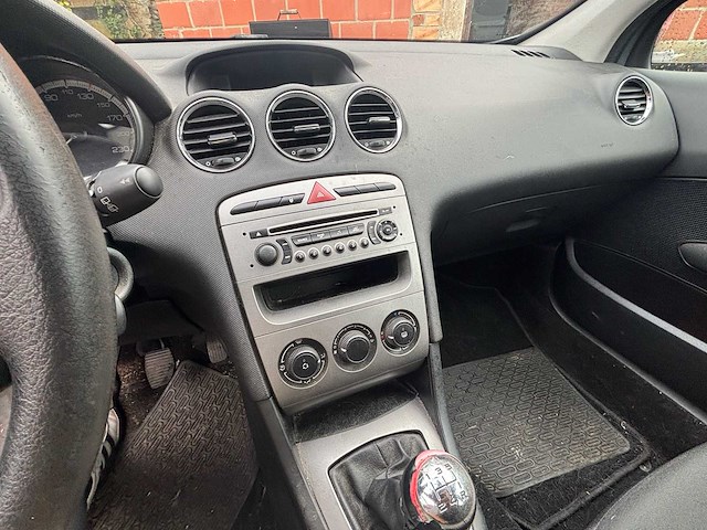 2008 peugeot 308 4 auto - afbeelding 16 van  68