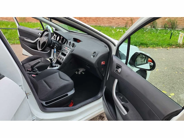 2008 peugeot 308 sw - afbeelding 17 van  30
