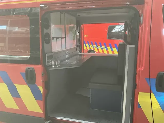 2008 peugeot boxer bedrijfswagen - afbeelding 6 van  32