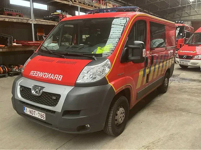 2008 peugeot boxer bedrijfswagen - afbeelding 1 van  32