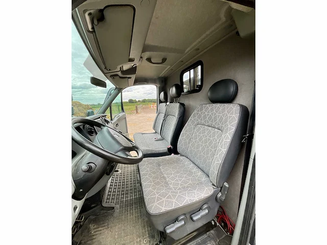 2008 renault master paardencamionette - afbeelding 31 van  40