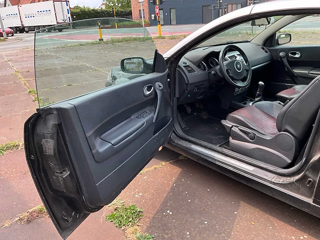 2008 renault megane personenauto - afbeelding 27 van  27