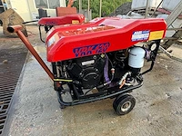 2008 rotair vrk120 zuigercompressor met benzinemotor - afbeelding 1 van  3