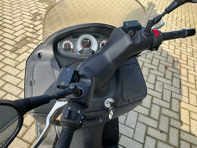 2008 suzuki uh125 - afbeelding 17 van  18