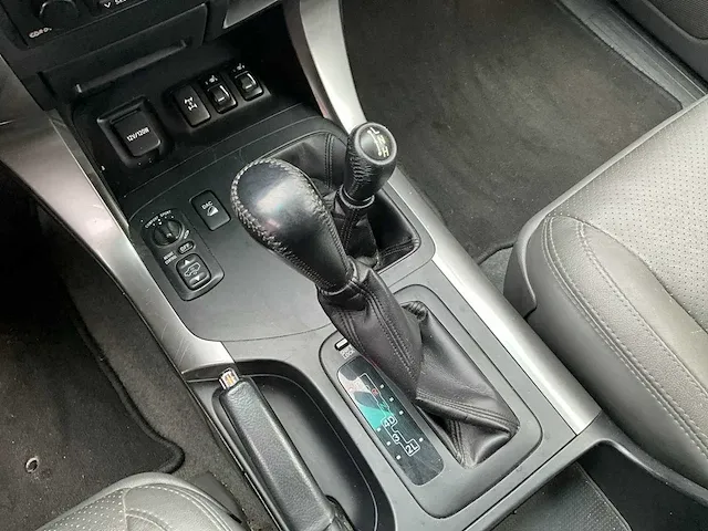 2008 toyota land cruiser - afbeelding 17 van  37