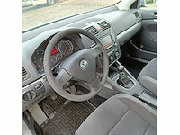 2008 volkswagen jetta - afbeelding 18 van  36