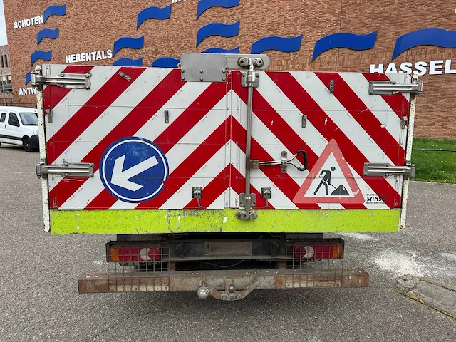 2009 - nissan - cabstar - van - afbeelding 16 van  18