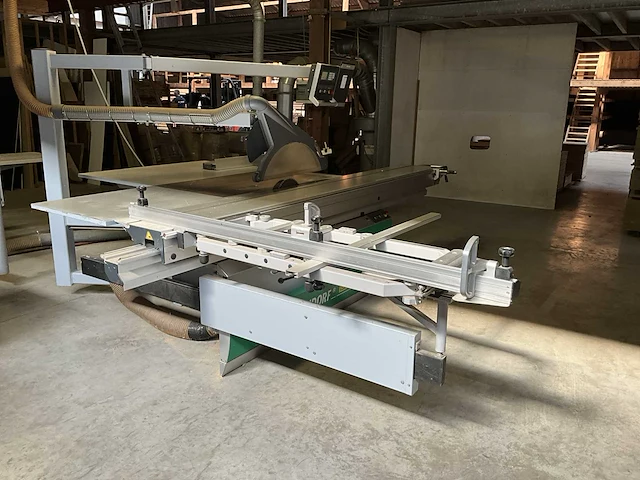 2009 altendorf f45 formaatcirkelzaagmachine - afbeelding 2 van  17