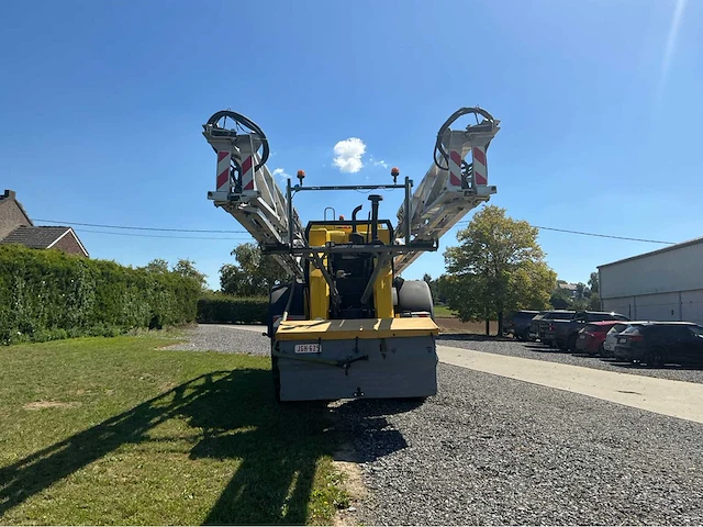 2009 artec blanchard f40 landbouw diverse zelfrijdende sproeier - afbeelding 34 van  48