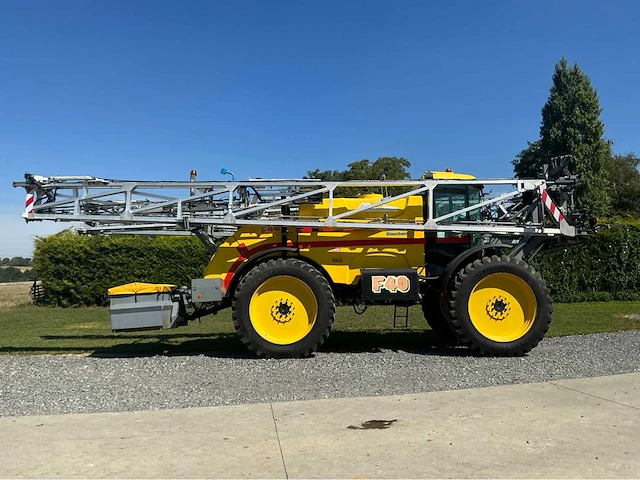 2009 artec blanchard f40 landbouw diverse zelfrijdende sproeier - afbeelding 45 van  48