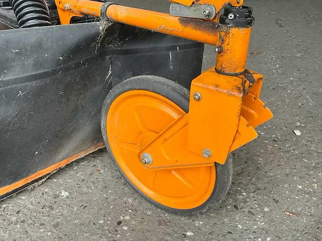 2009 asmotor as 28/3 maaimachine - afbeelding 8 van  9