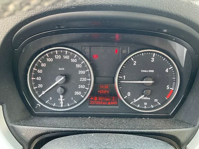 2009 bmw 318d personenauto - afbeelding 3 van  13
