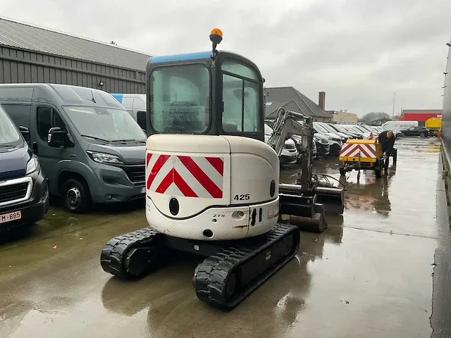 2009 bobcat 425 minigraafmachine - afbeelding 4 van  10