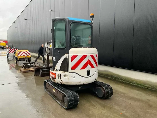2009 bobcat 425 minigraafmachine - afbeelding 5 van  10