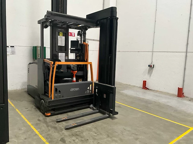 2009 crouwn tsp 6000 orderpicker smallegangtruck - afbeelding 8 van  14