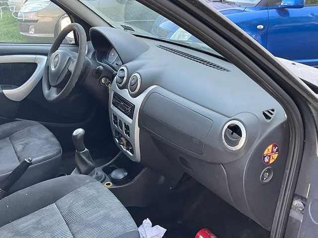 2009 dacia sandero - afbeelding 15 van  34
