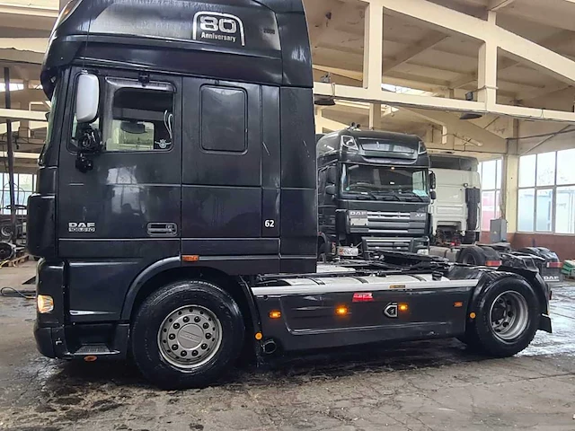 2009 daf xf105.510 vrachtwagen - afbeelding 2 van  14