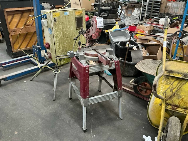 2009 einhell rt-sm 305 l radiaalafkortzaagmachine - afbeelding 1 van  7