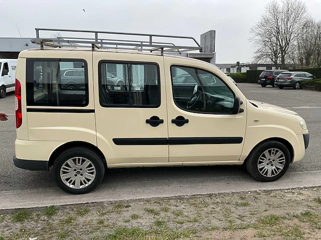 2009 fiat doblo personenauto's - afbeelding 24 van  27