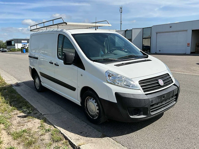 2009 fiat scudo 2.0 lichte vrachtwagen - afbeelding 28 van  30