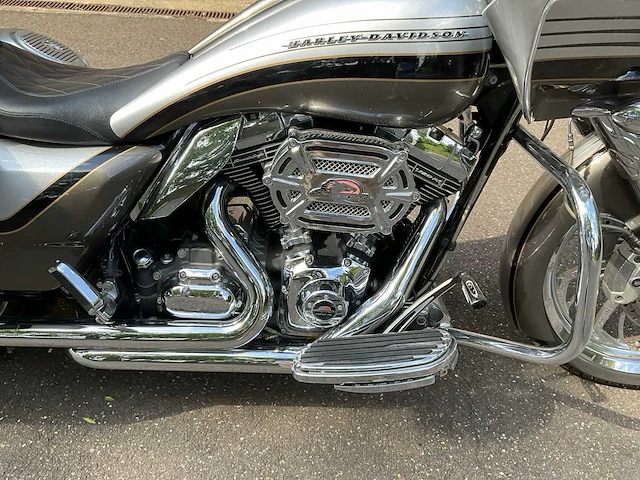 2009 harley-davidson road glide cvo - afbeelding 5 van  27